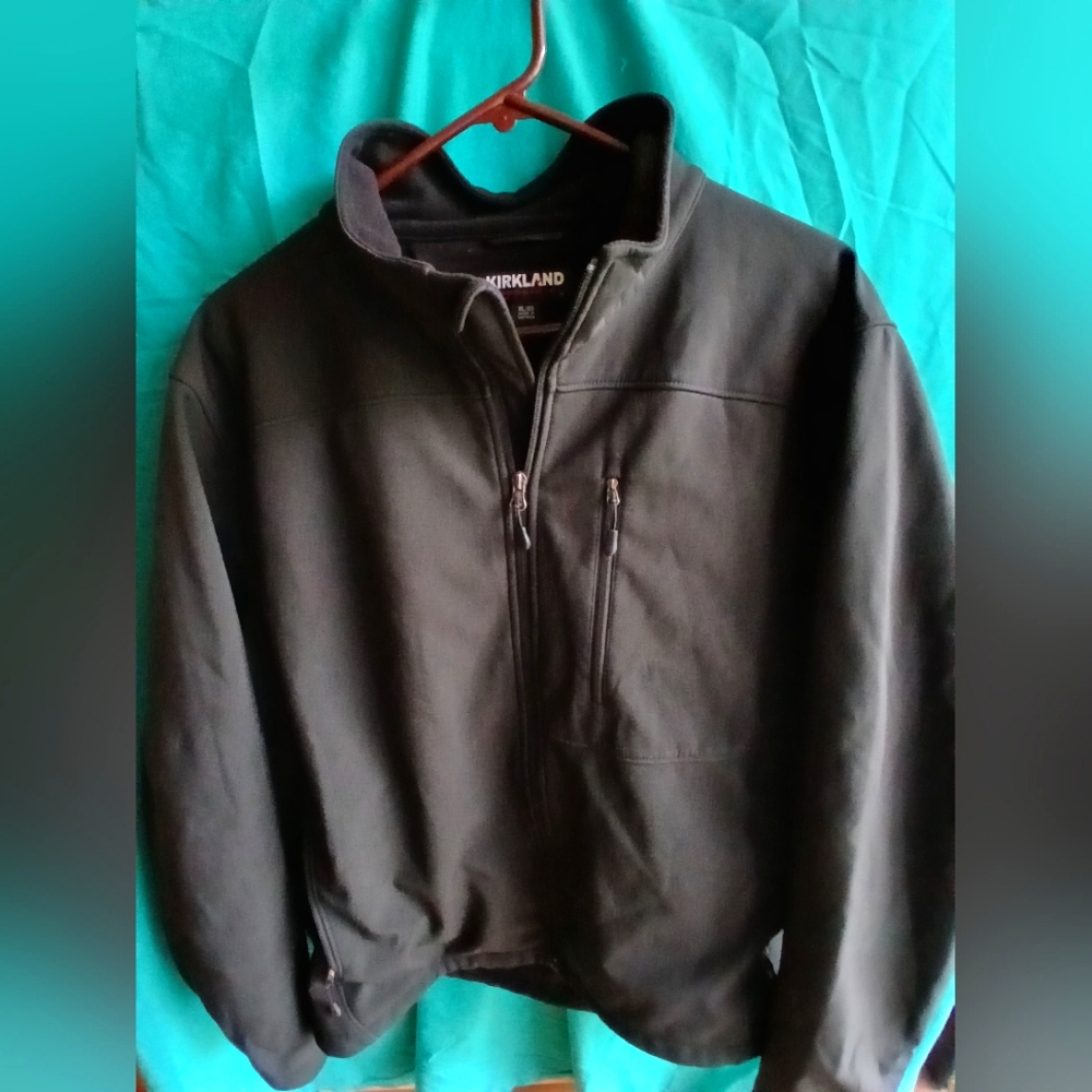 Kirkland Signature Jacket, Size XL Black